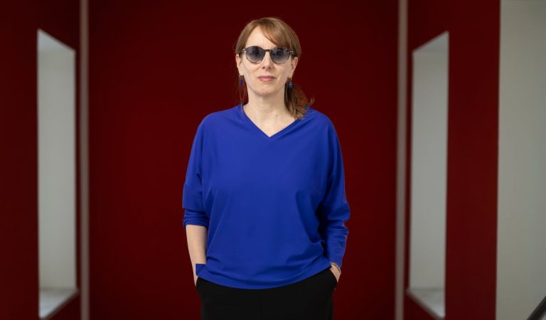 La dramaturga Victoria Szpunberg gana el premio Nacional de Literatura Dramática 2025 por ‘L’imperatiu categòric’ | Cultura La dramaturga Victoria Szpunberg gana el premio Nacional de Literatura Dramática 2025 por ‘L’imperatiu categòric’ | Cultura
